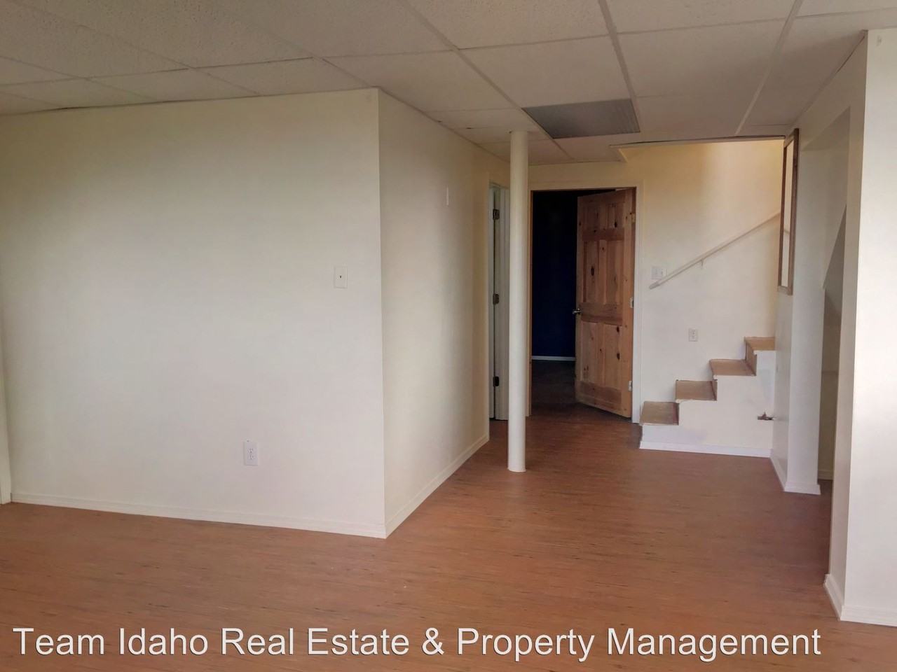 740 Cedar St - Photo 3 of 21