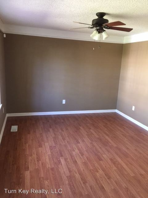 1508 6th St NW - Photo 3 of 13