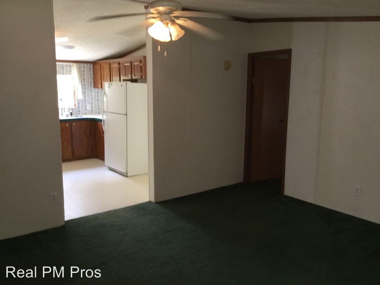 4283 Deerfield Cir - Photo 3 of 11