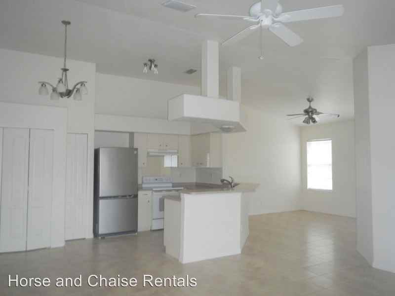 8204 L'Pavia Blvd. - Photo 2 of 7