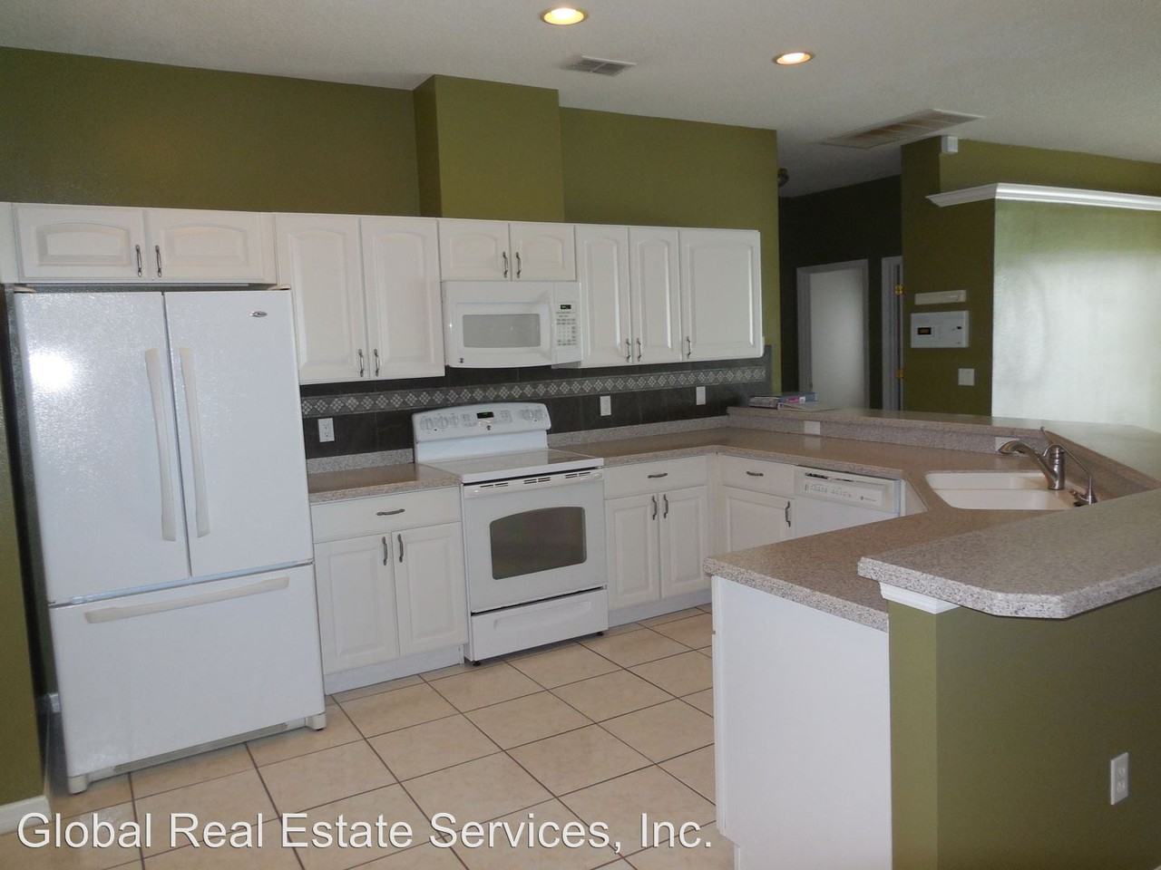 4932 Boathouse Dr - Photo 2 of 8