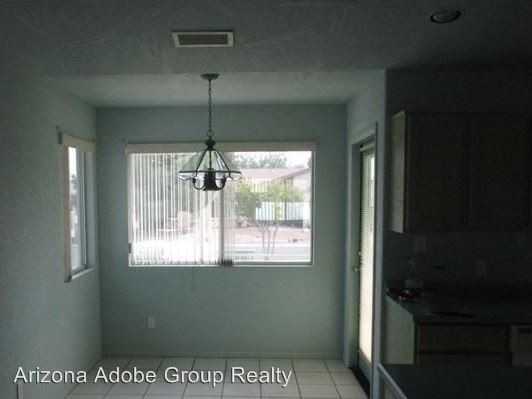 1380 Lynda Ave - Photo 3 of 12