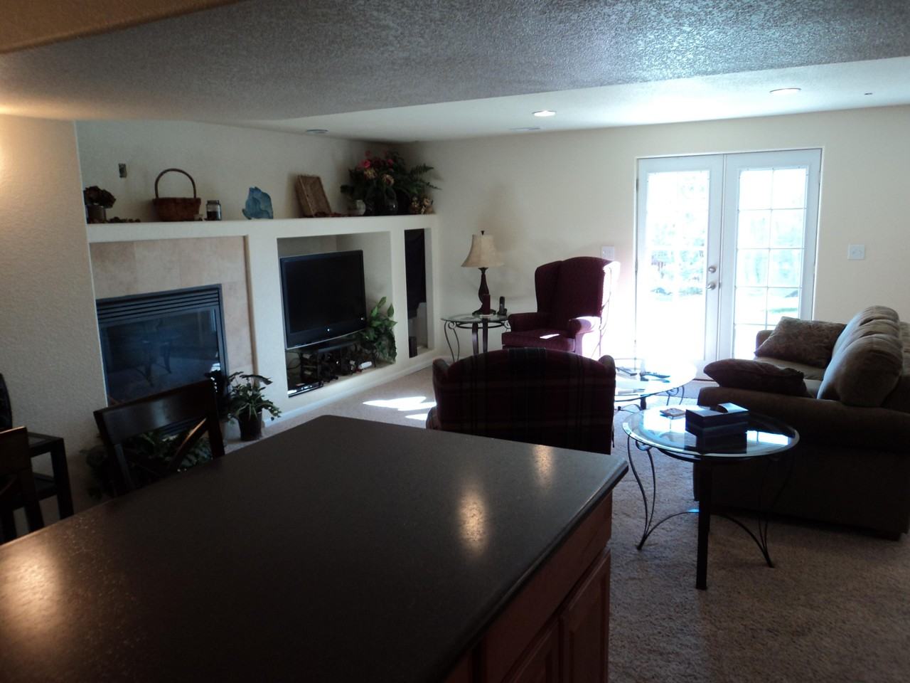 7120 Avondale Rd - Photo 3 of 6