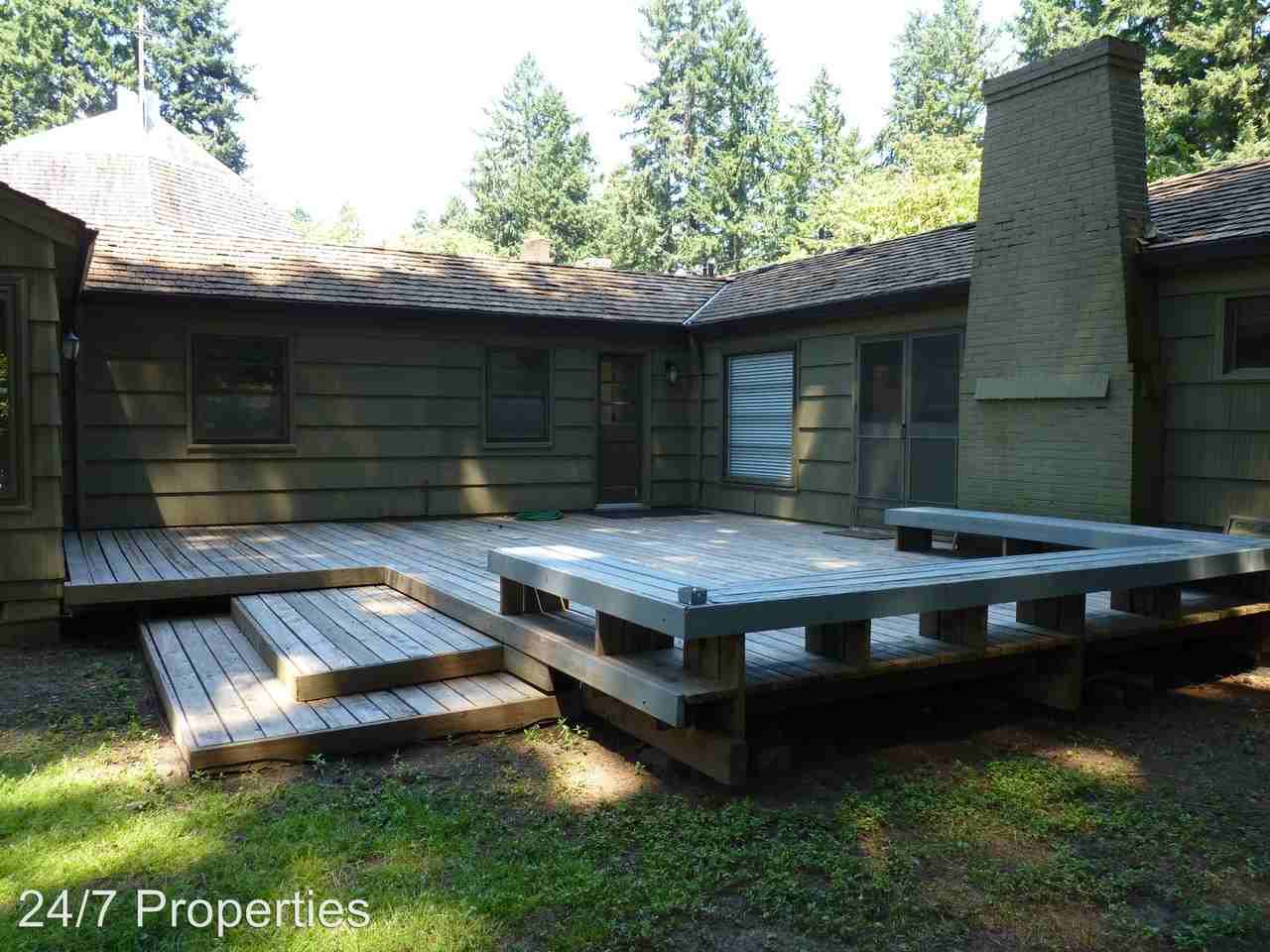 504 10th St - Photo 2 of 15