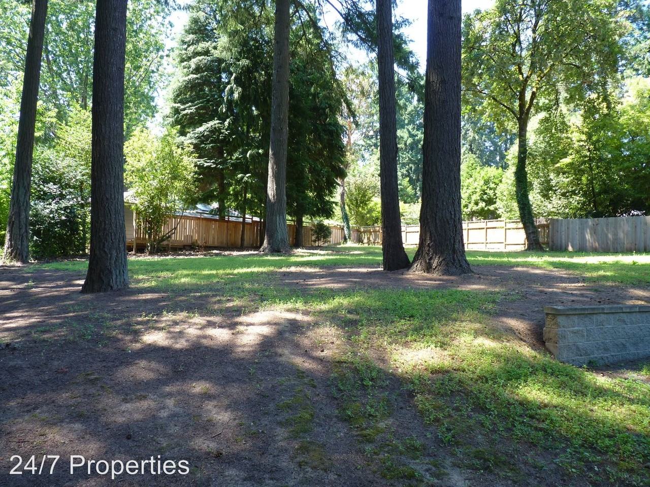 504 10th St - Photo 3 of 15