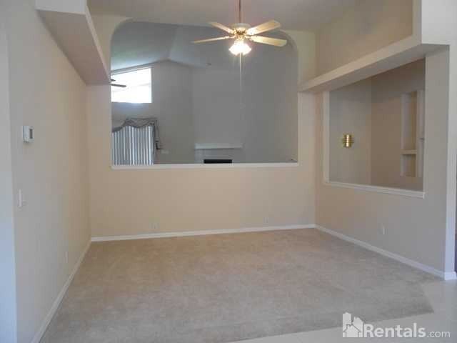 666 Oak Hollow Way - Photo 2 of 18