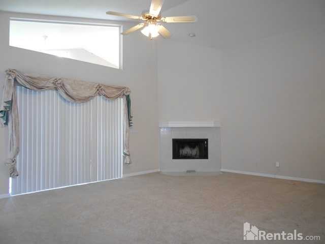 666 Oak Hollow Way - Photo 3 of 18