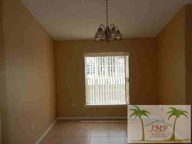 603 Mayan Place - Photo 2 of 12