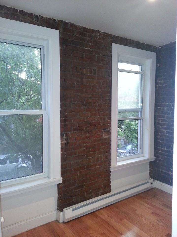 Flushing Ave & Cumberland St