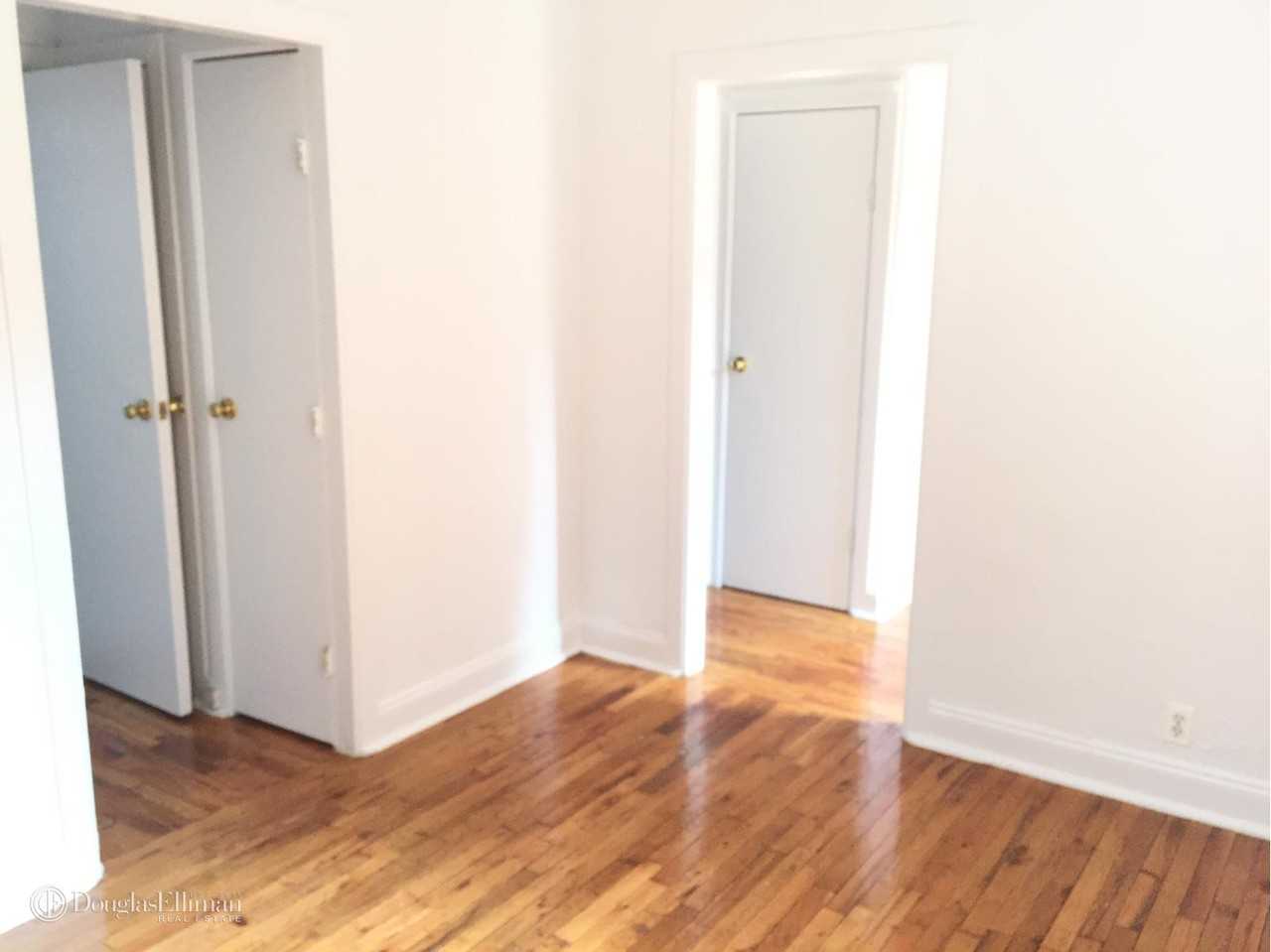 37-15 64th St #3E - Photo 2 of 5
