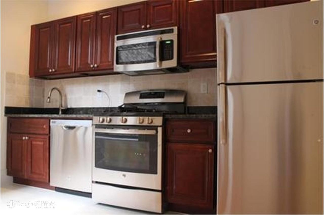 250 Ft Washington Avenue & W170th St #4B