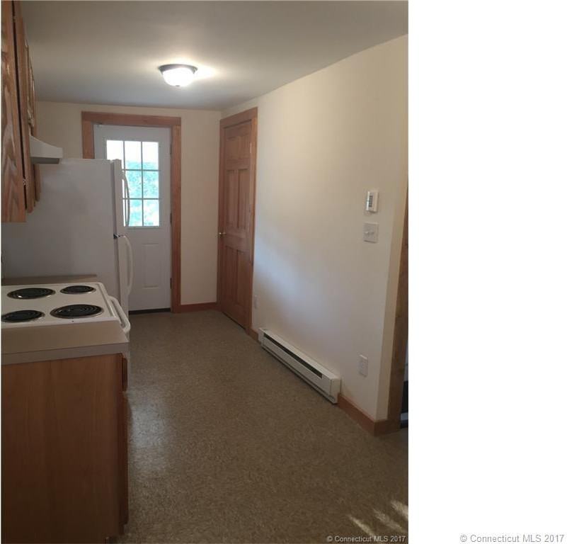 15 Pine St - Photo 3 of 6