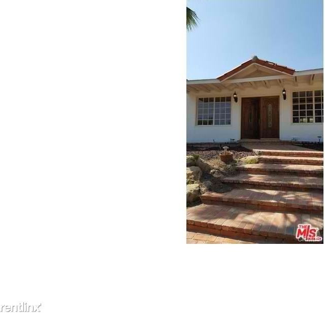 10440 Johanna Ave - Photo 2 of 17