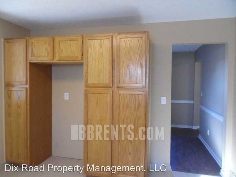 2881 Resor Rd - Photo 2 of 13