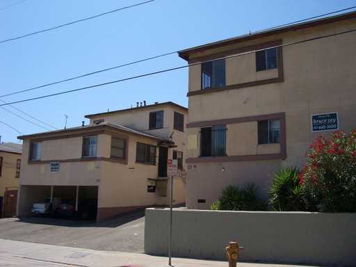 735 N Vendome St - Photo 3 of 7