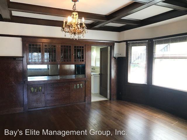 689 62nd St - Photo 3 of 27