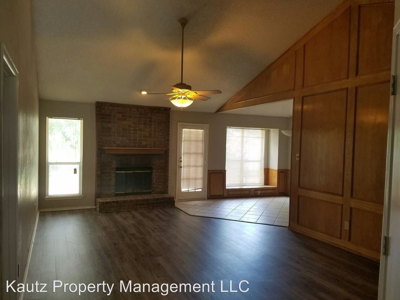 4924 Highbank Dr - Photo 3 of 12