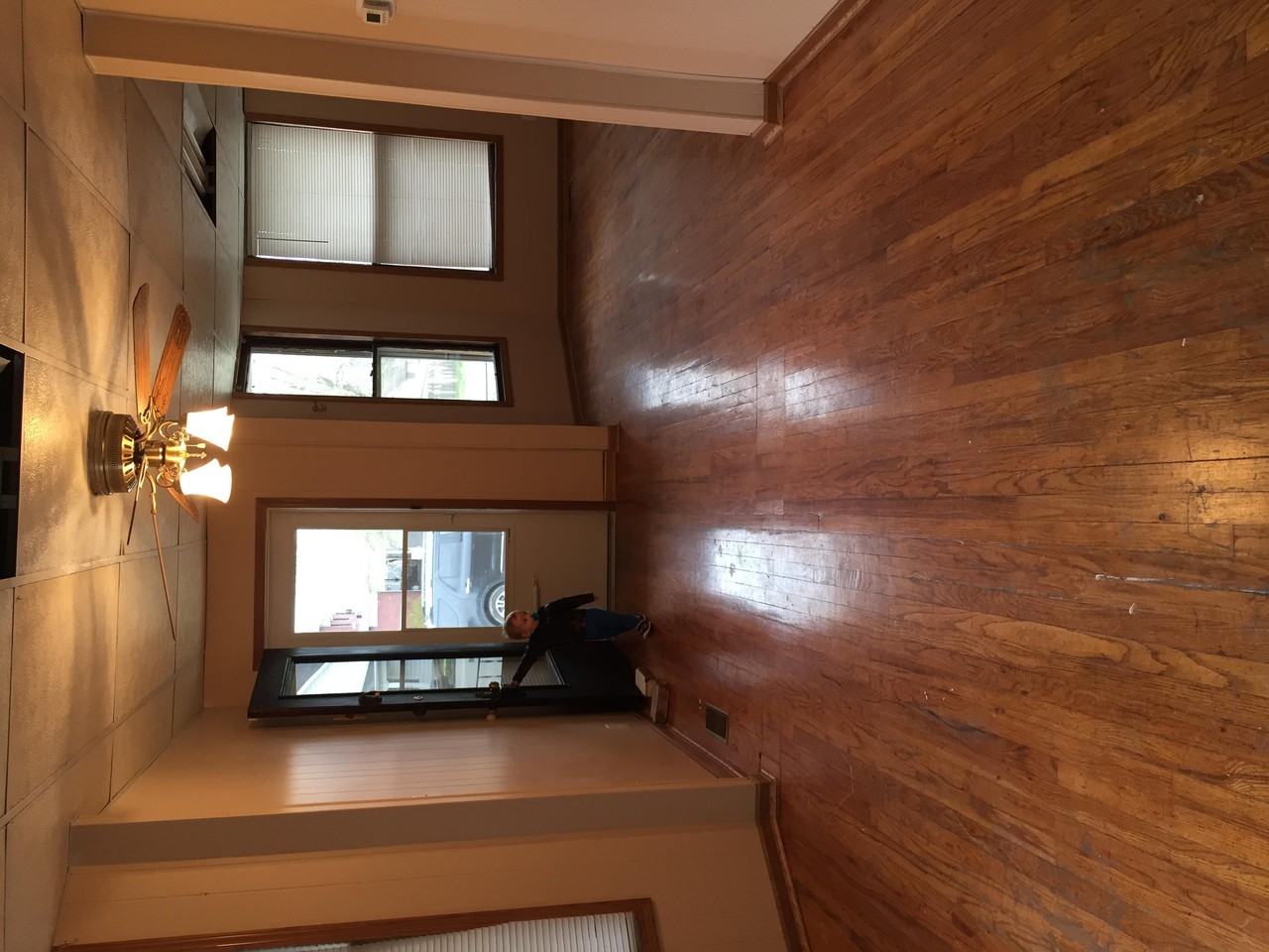 1405 Kansas Ave - Photo 2 of 4