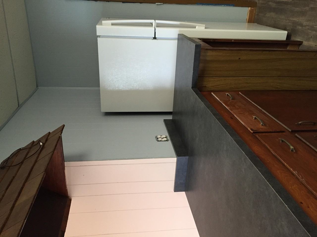 1405 Kansas Ave - Photo 3 of 4