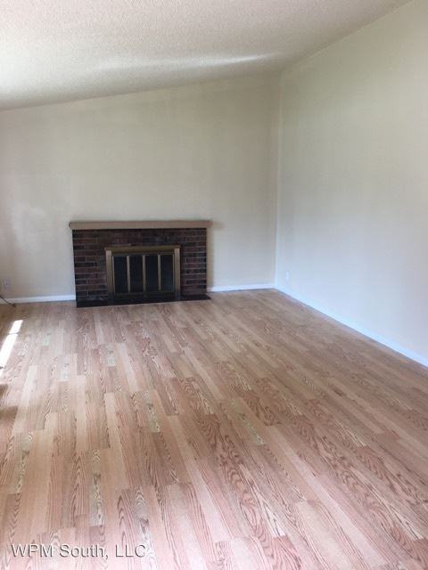 12804 2nd Ave S - Photo 3 of 7