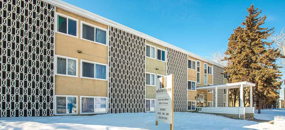 10024 154 St NW - Photo 2 of 3