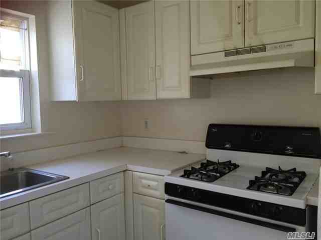 5 Columbia Pl - Photo 3 of 11