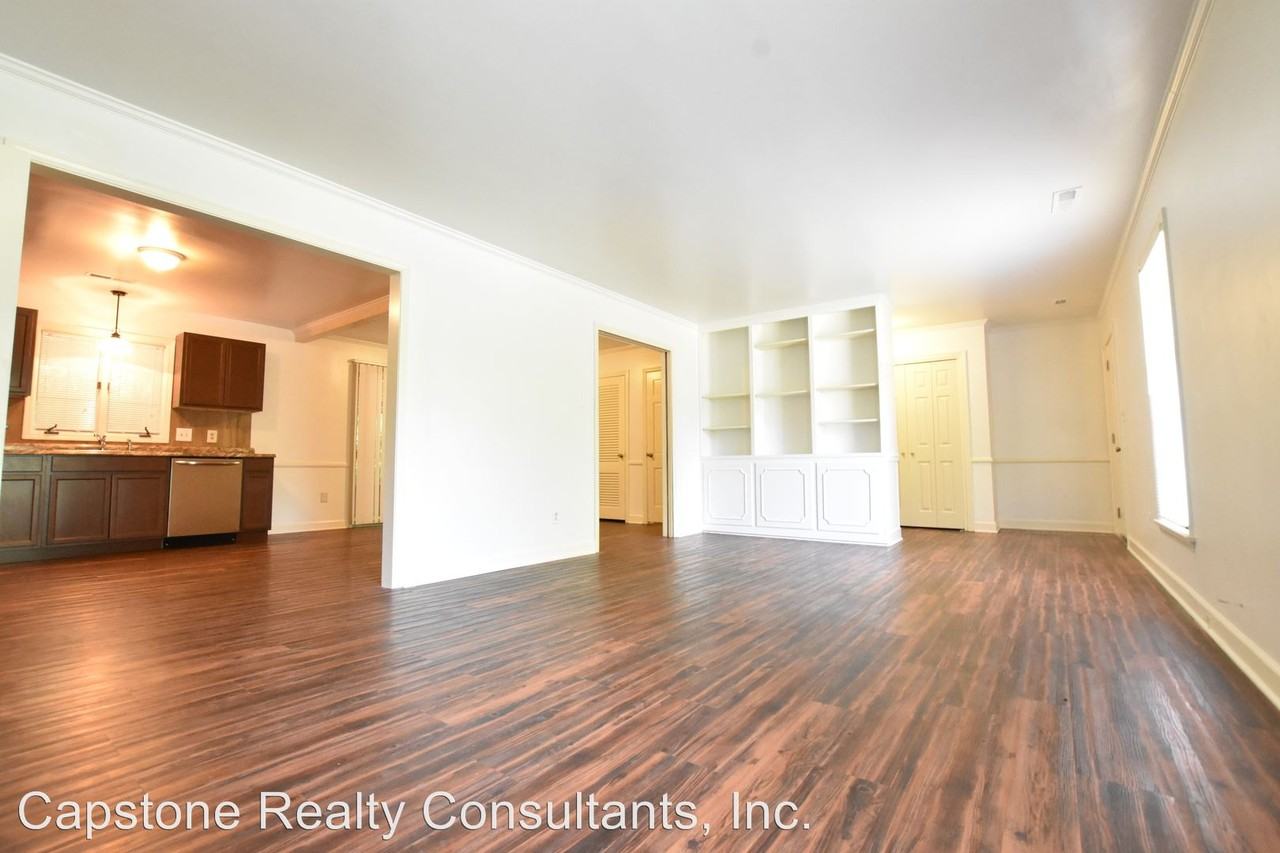 2971 Bennington Ct - Photo 3 of 13