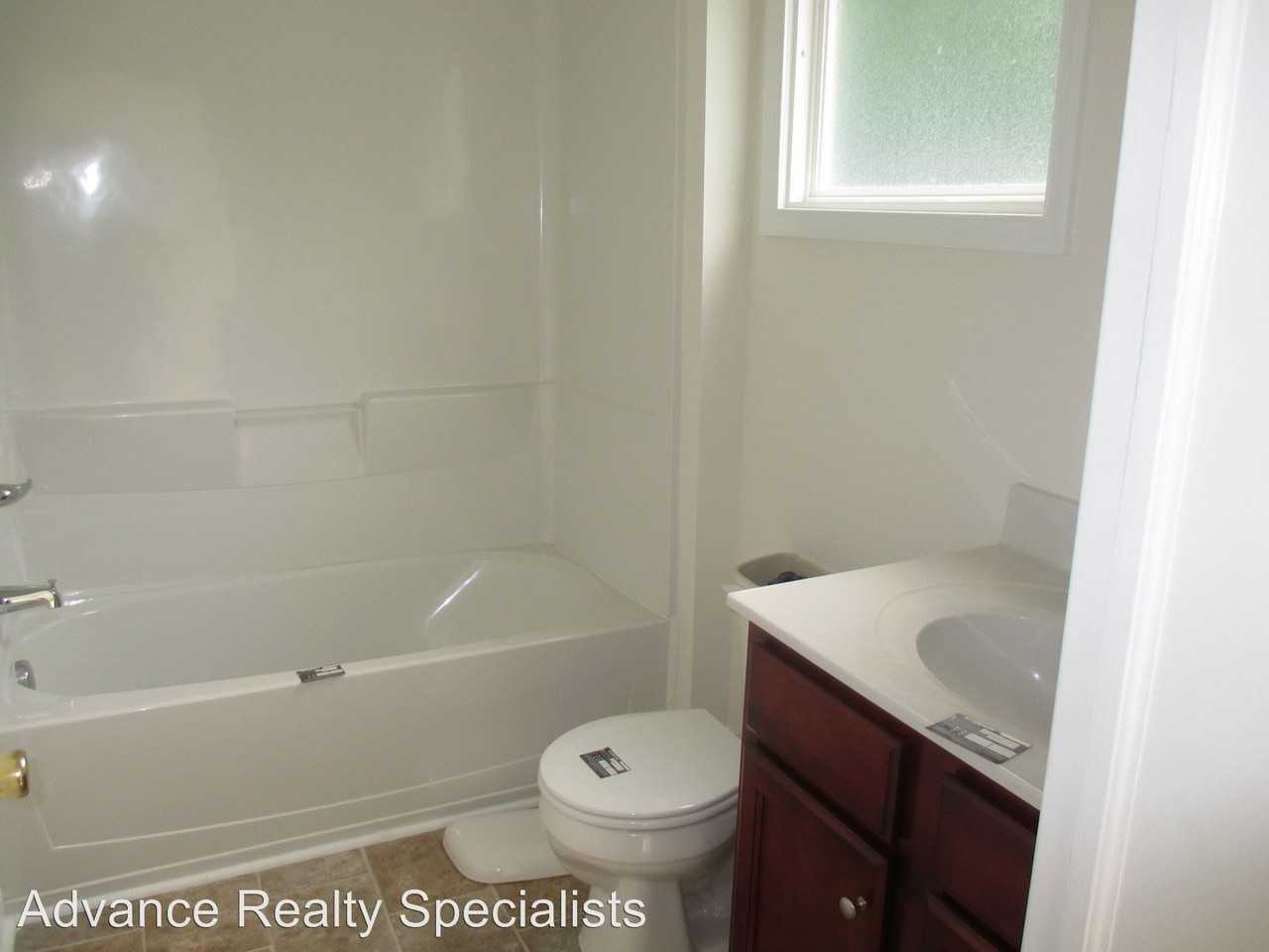 2906 Hull St - Photo 3 of 10