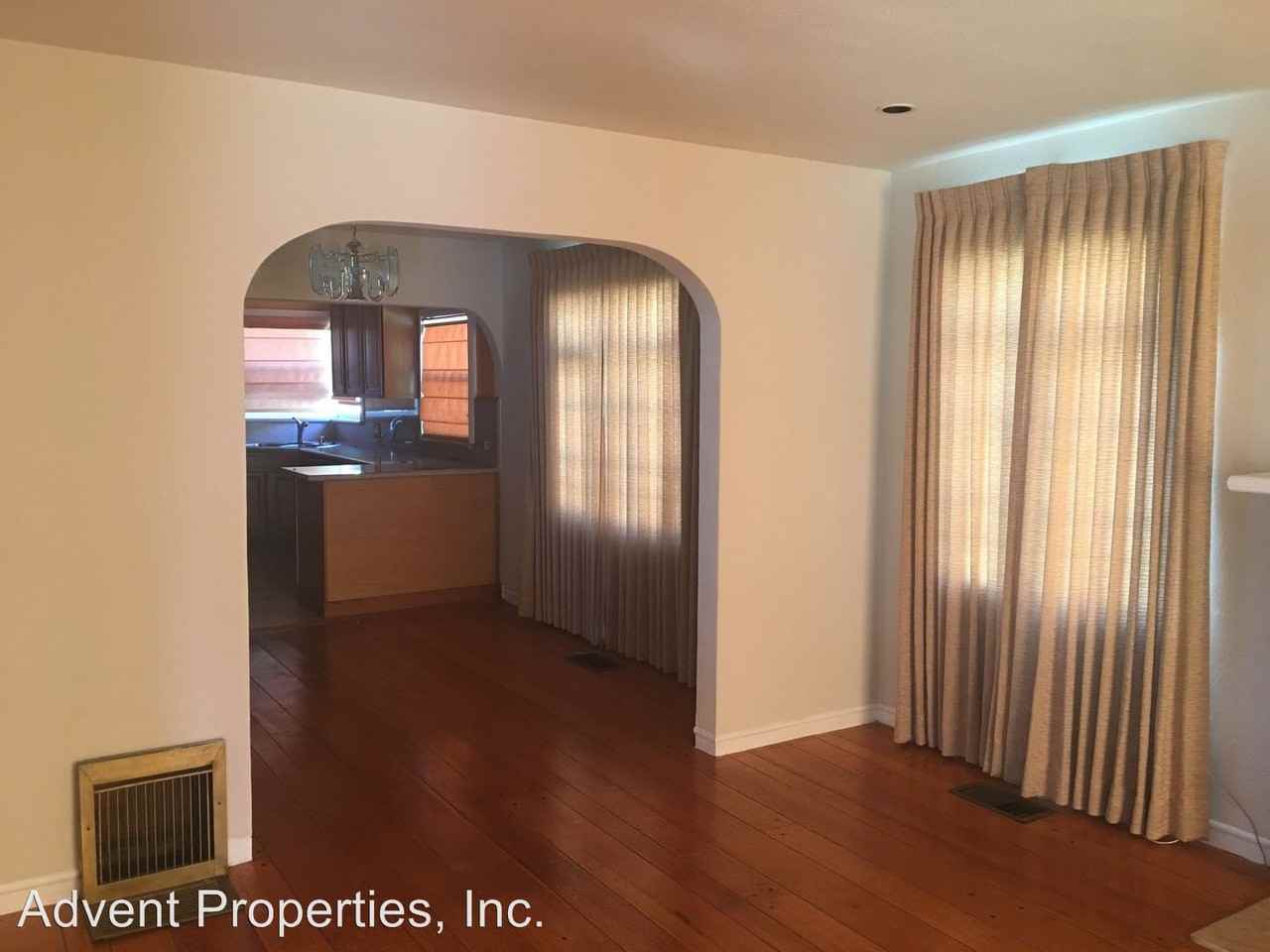 7532 Deerwood Ave - Photo 2 of 9