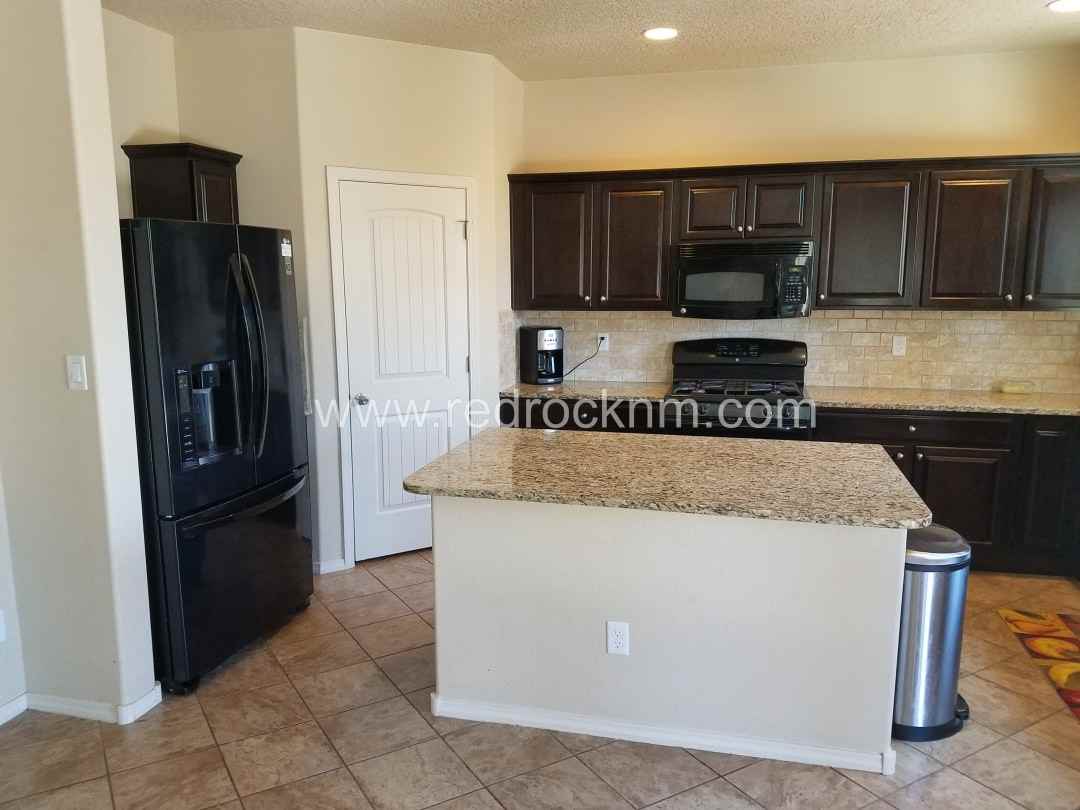 2035 Ferndale Rd SE - Photo 3 of 20