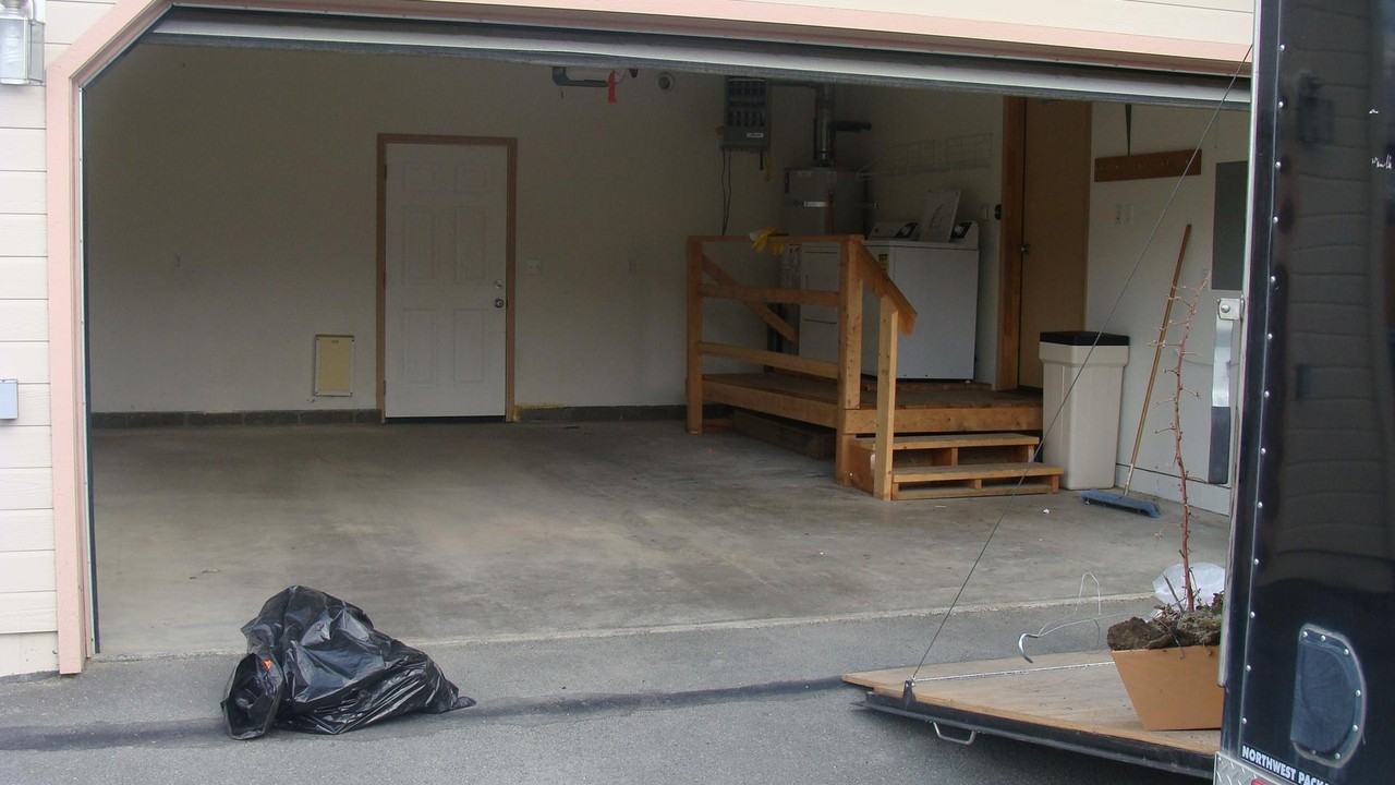 895 S Pinnacle Mountain Dr - Photo 3 of 7