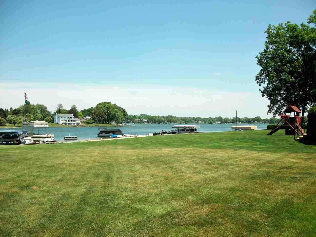 1611 Ludean Dr - Photo 2 of 19