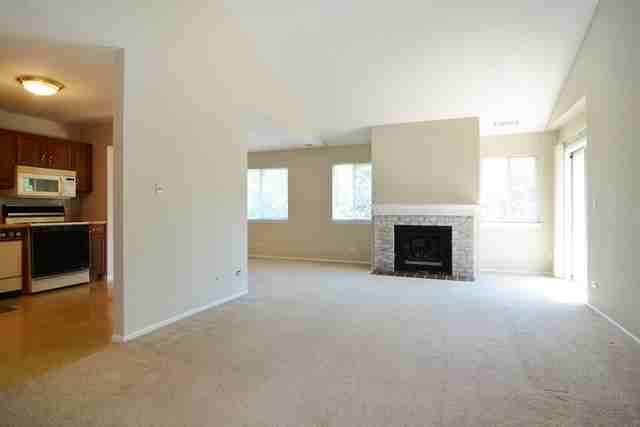 1057 Auburn Ln #1057 - Photo 2 of 10