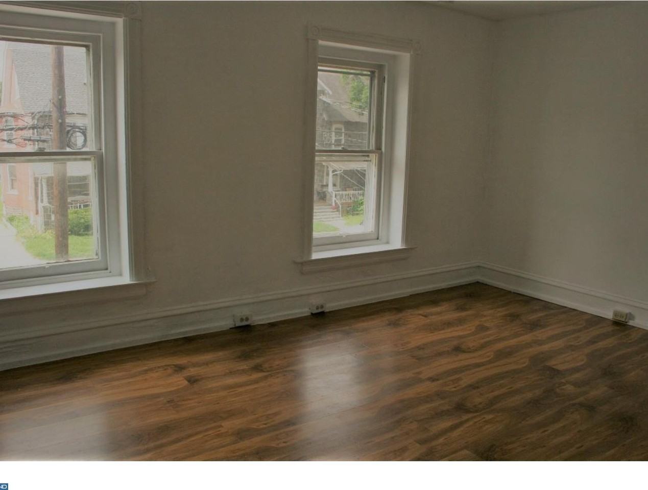 339 Juniper St - Photo 3 of 15