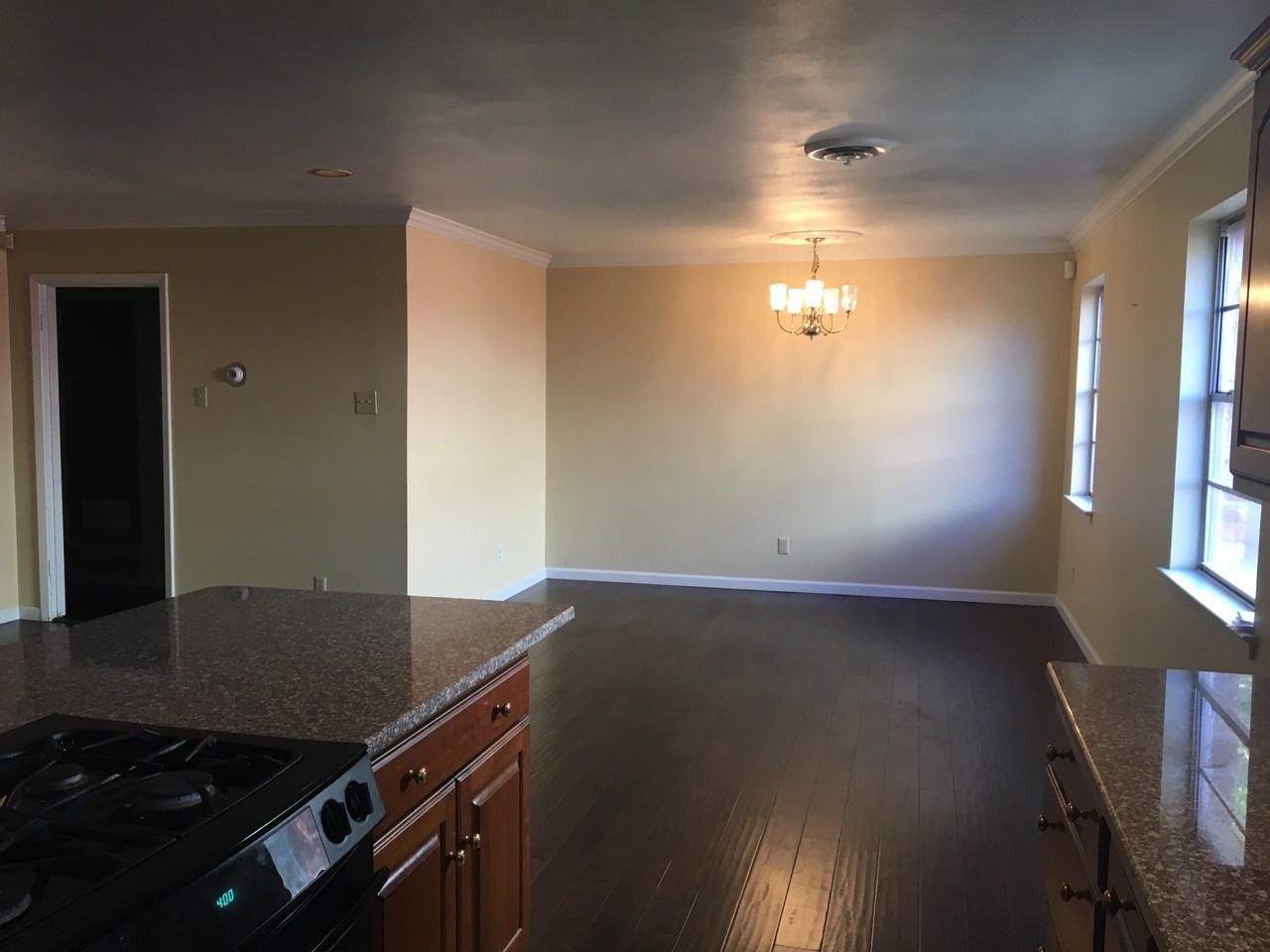 10317 Mapleridge Dr - Photo 3 of 20