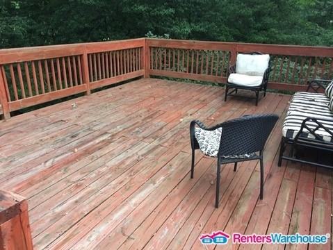 402 Tulip Trail - Photo 3 of 8