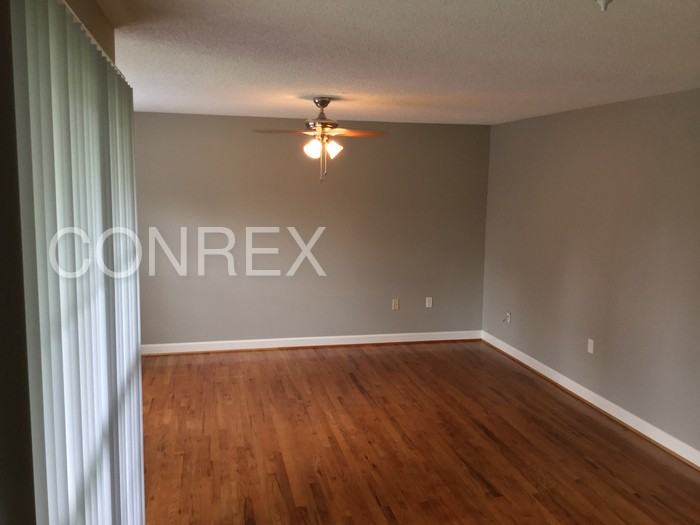 643 Glenbrook Dr - Photo 3 of 12