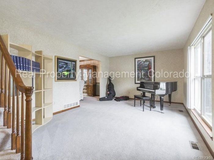 6042 S Lima Way - Photo 2 of 25