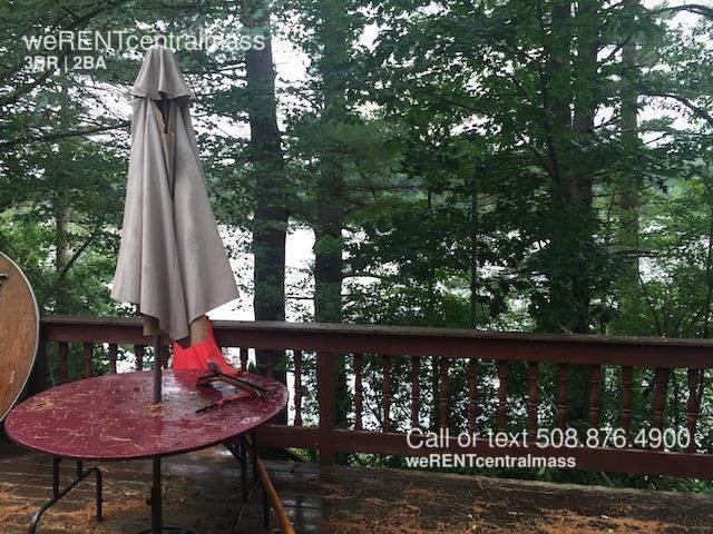 17 Lakeshore Dr - Photo 2 of 8