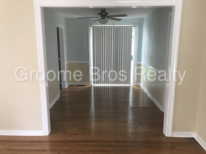 509 Highland Dr - Photo 3 of 18