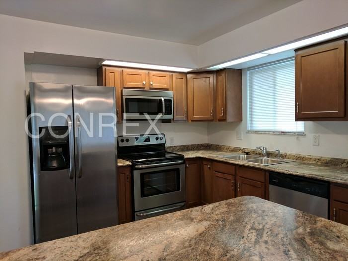 807 Olympian Cir - Photo 2 of 13