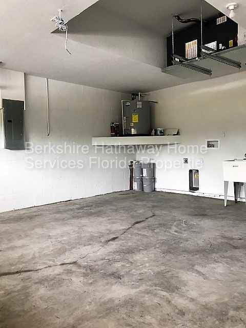 5949 Meadowlane St - Photo 3 of 12