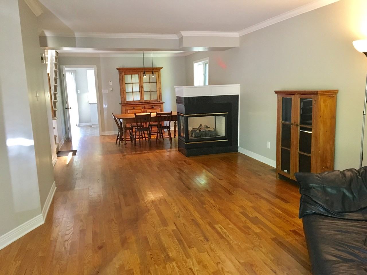 33 Warrington Drive - Photo 3 of 10