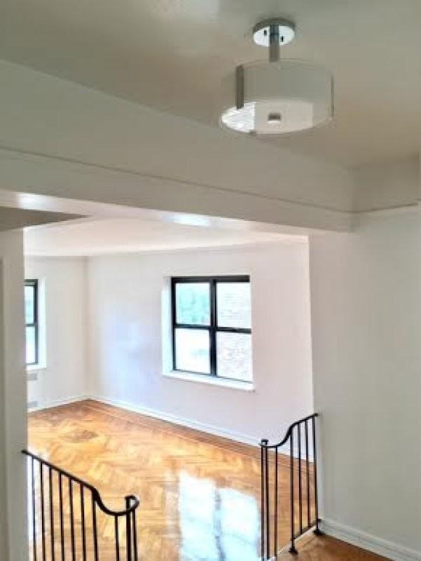 3434 Knox Pl #3E - Photo 2 of 8