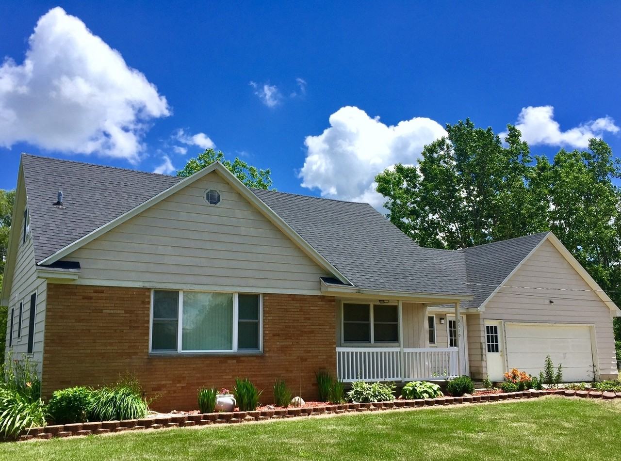 9510 48th Ave - Photo 2 of 19