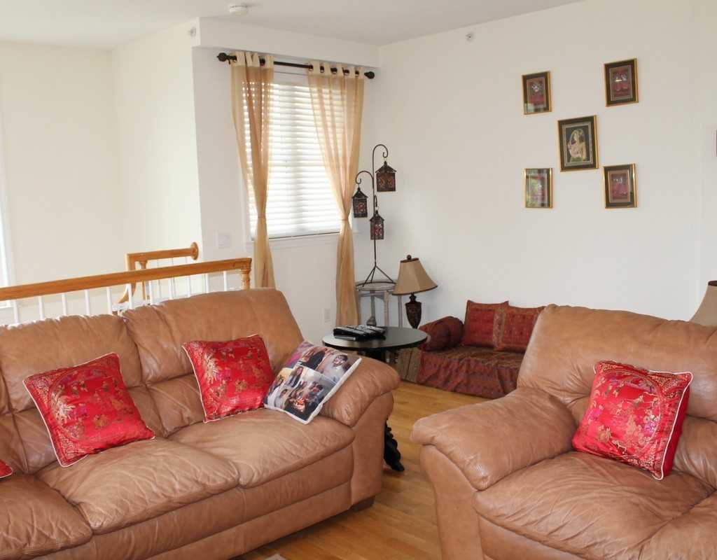 46 Seven Springs Ln - Photo 3 of 27