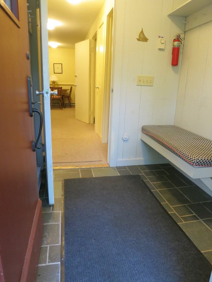 5 Roundtree Rd - Photo 3 of 10