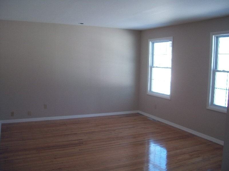 727 Dartmouth Dr - Photo 2 of 22