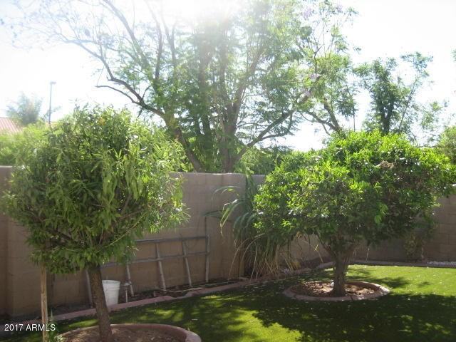 12828 N 57th Ave - Photo 2 of 17