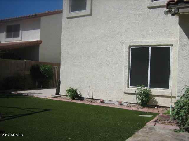 12828 N 57th Ave - Photo 3 of 17